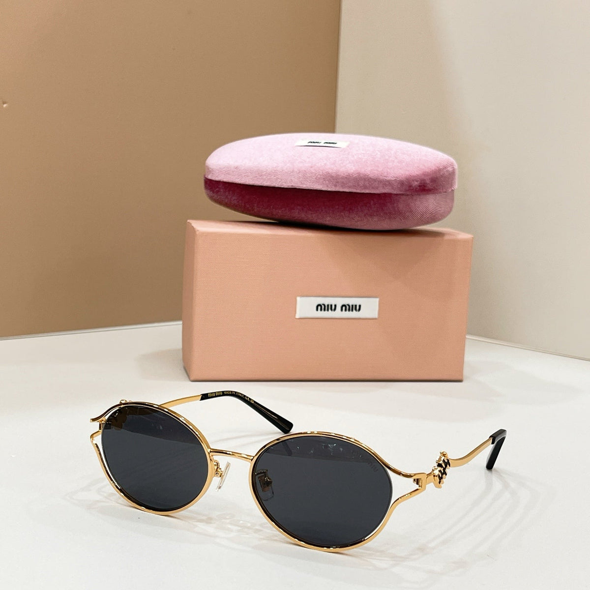 Miu Miu Smu73w Sunglasses