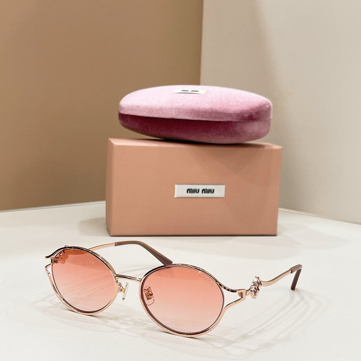 Miu Miu Smu73w Sunglasses