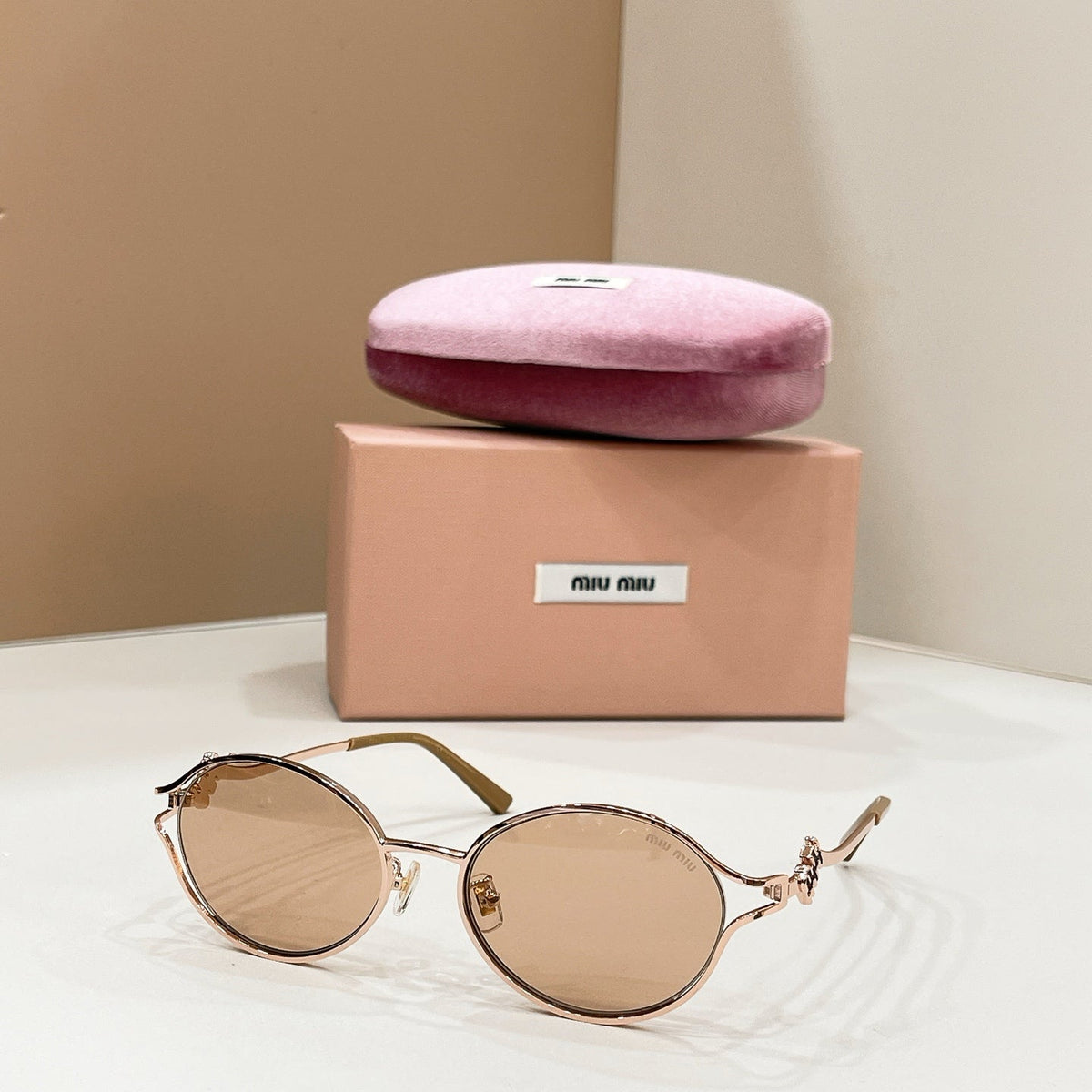 Miu Miu Smu73w Sunglasses