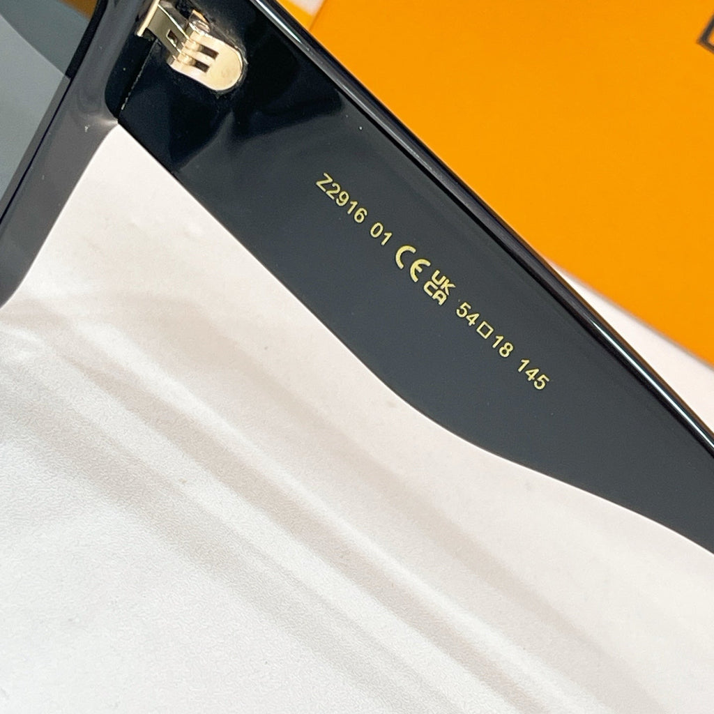 Louis Vuitton Z2916 Eyeglass Frames