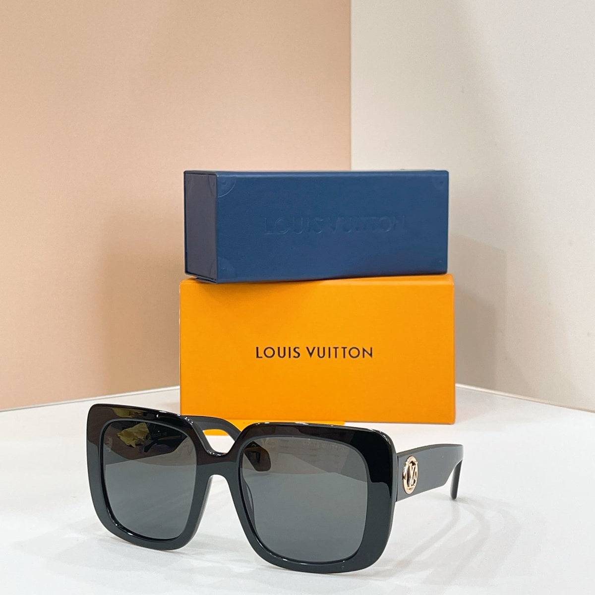 Louis Vuitton Z2592 Eyeglass Frames