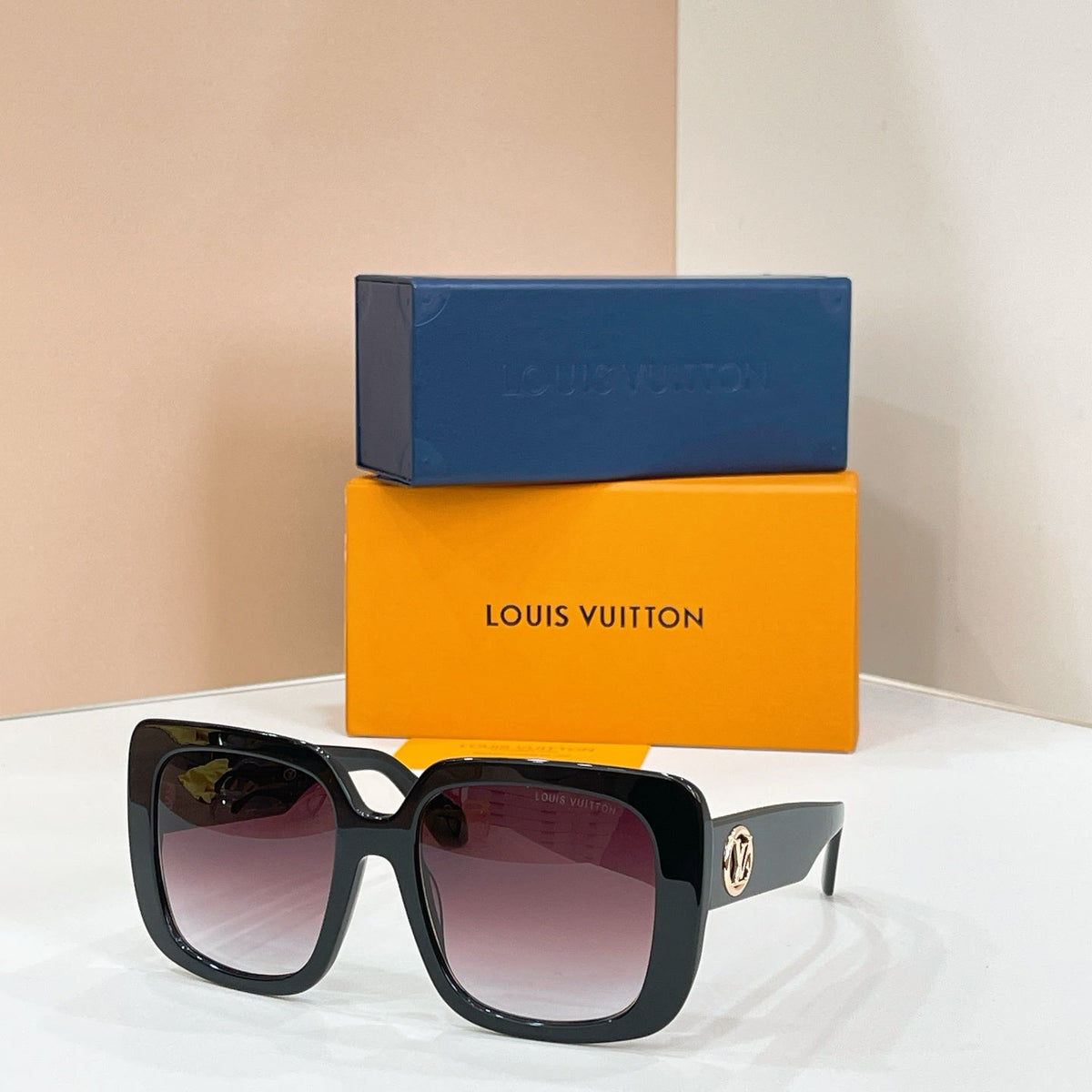 Louis Vuitton Z2592 Eyeglass Frames