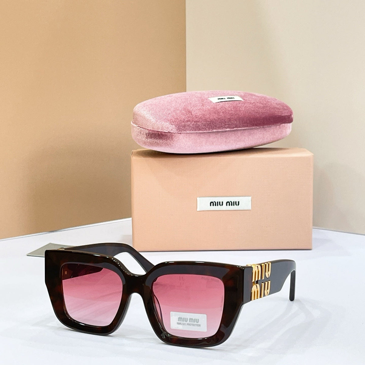 Miu Miu SMU B05 Sunglasses