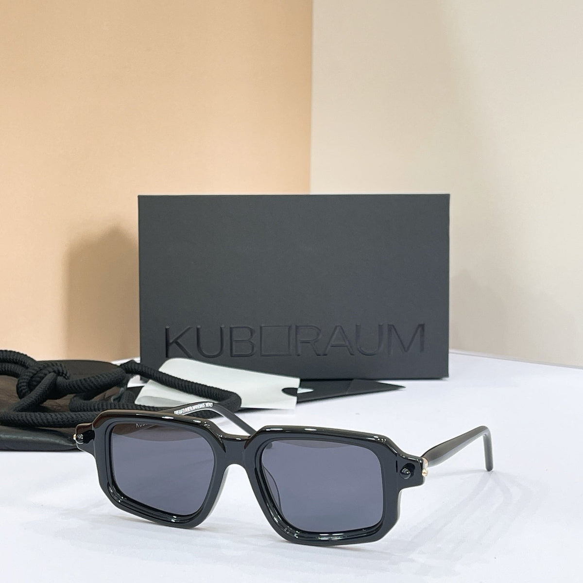 Kuboraum Maske P23 Sunglasses
