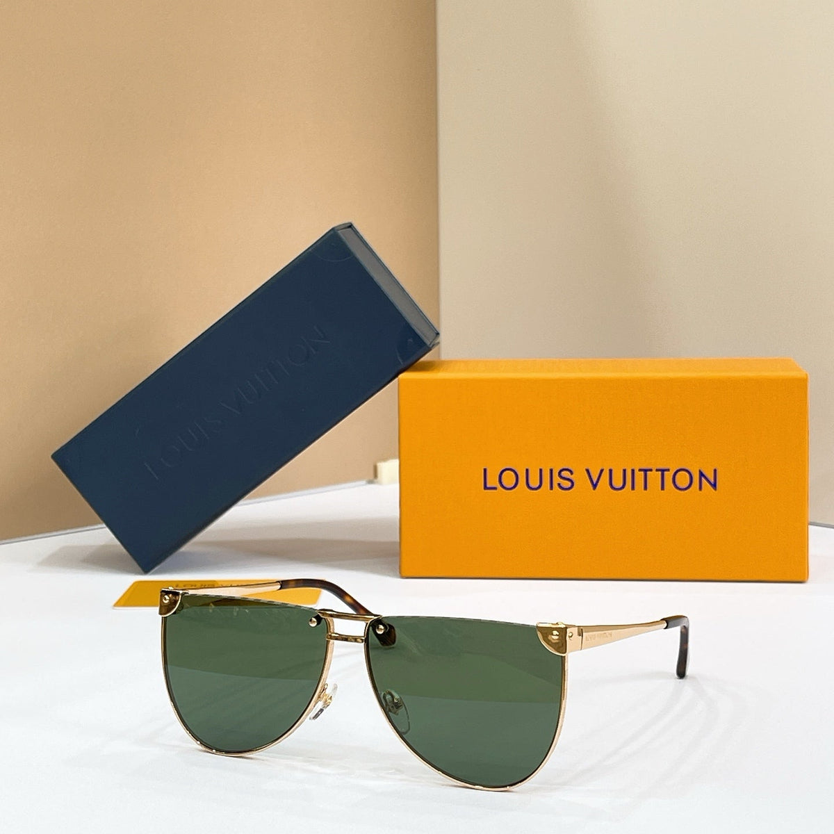 Louis Vuitton Z3208U Sunglasses