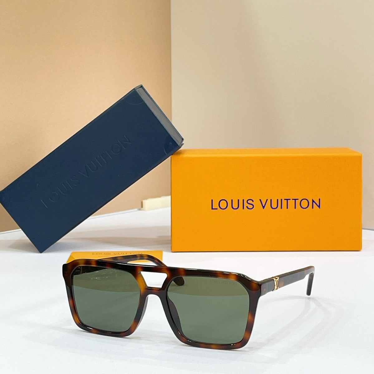 Louis Vuitton Z3095U Sunglasses