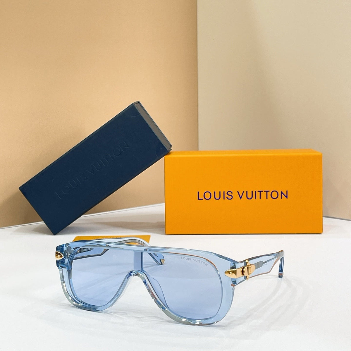 Louis Vuitton Z6087U Sunglasses