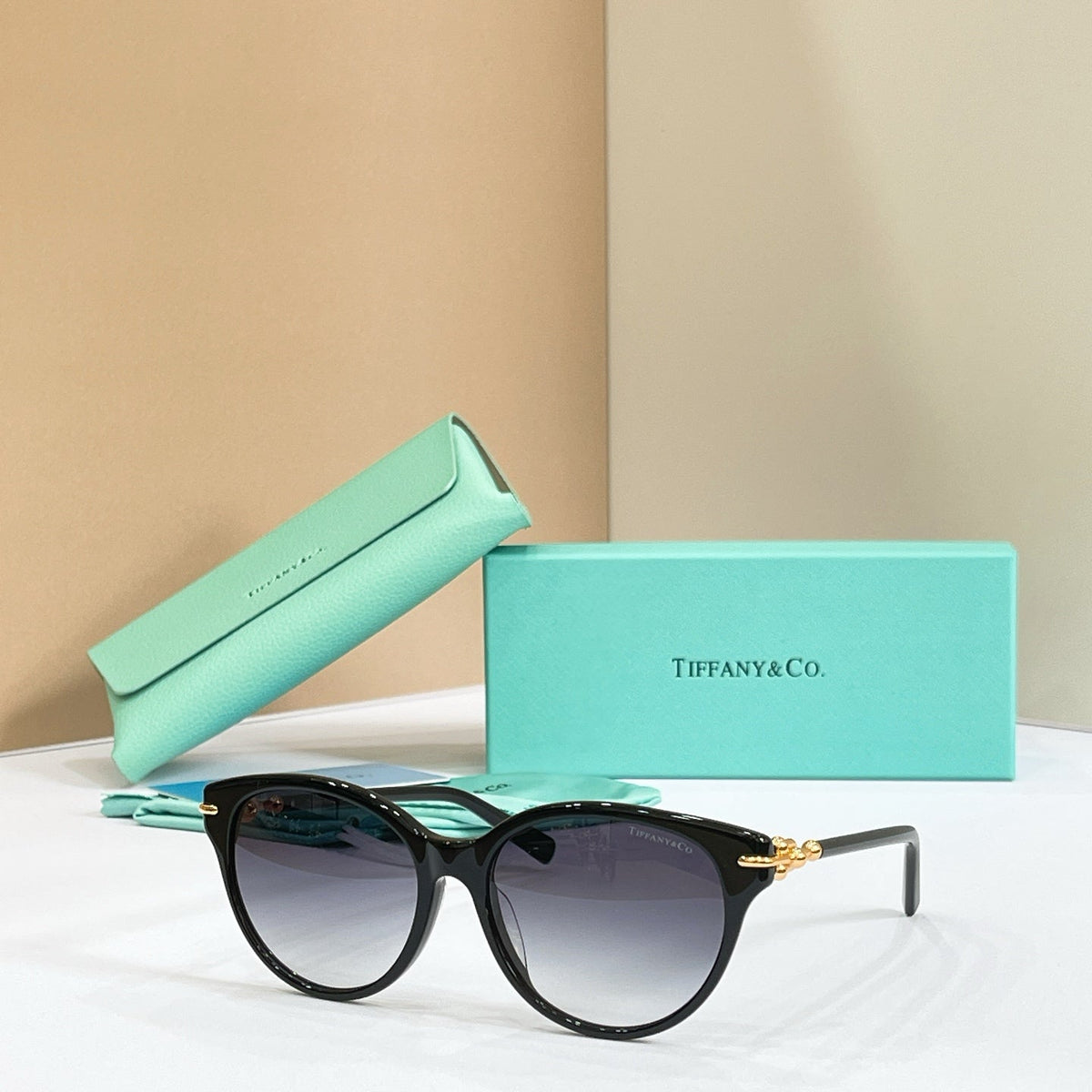 Tiffany & Co. TF2289D Eyeglass Frames
