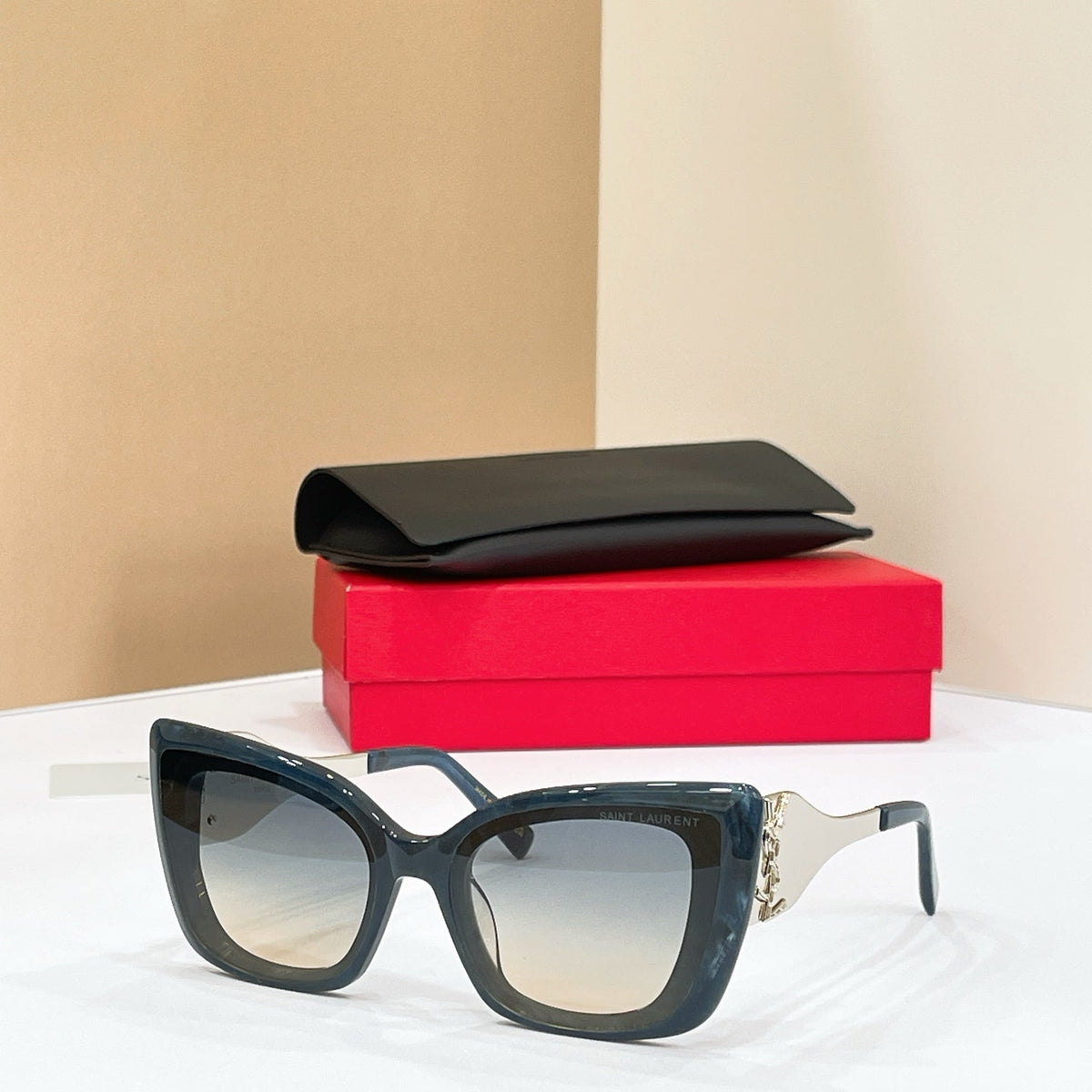 Saint Laurent SL M1725L Sunglasses