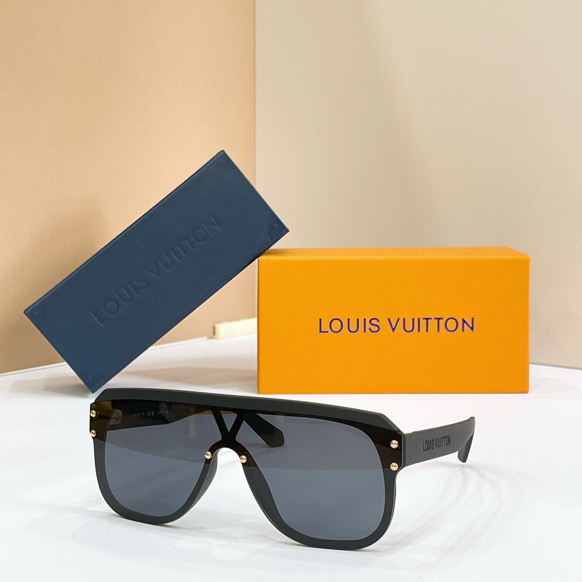 Louis Vuitton Z2878U Sunglasses