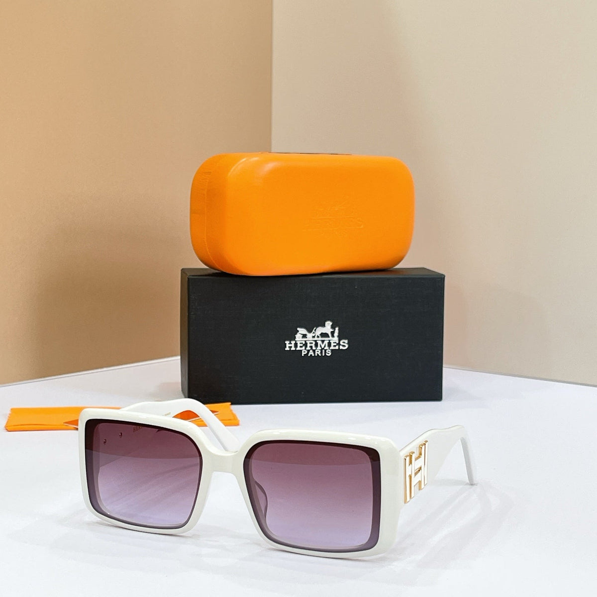 Hermes 9713 Sunglasses