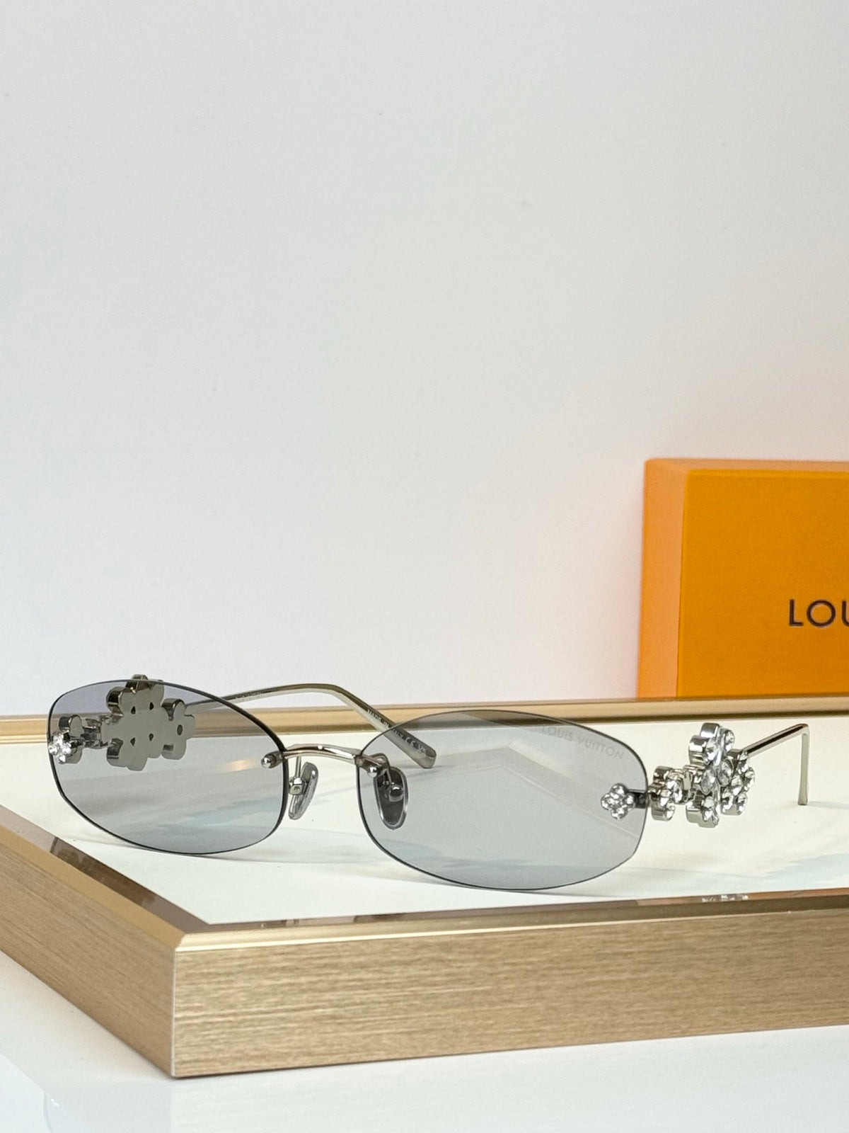 Louis Vuitton Z3186U Sunglasses
