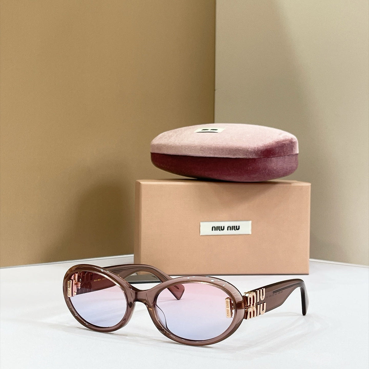 Miu Miu MU 158AV Sunglasses