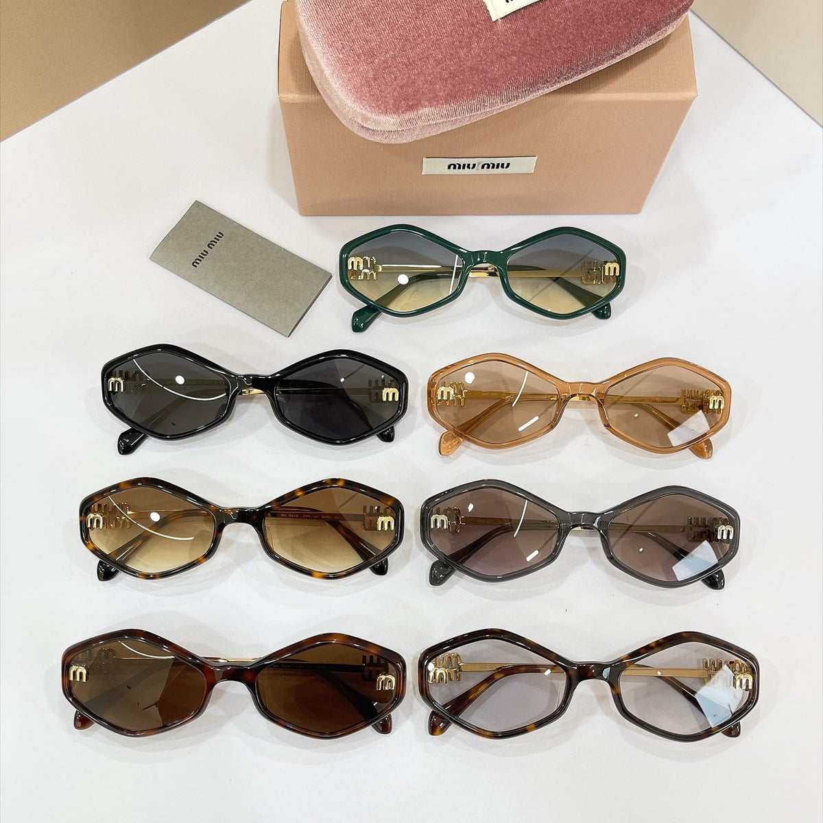 Miu Miu MU 156AV Sunglasses