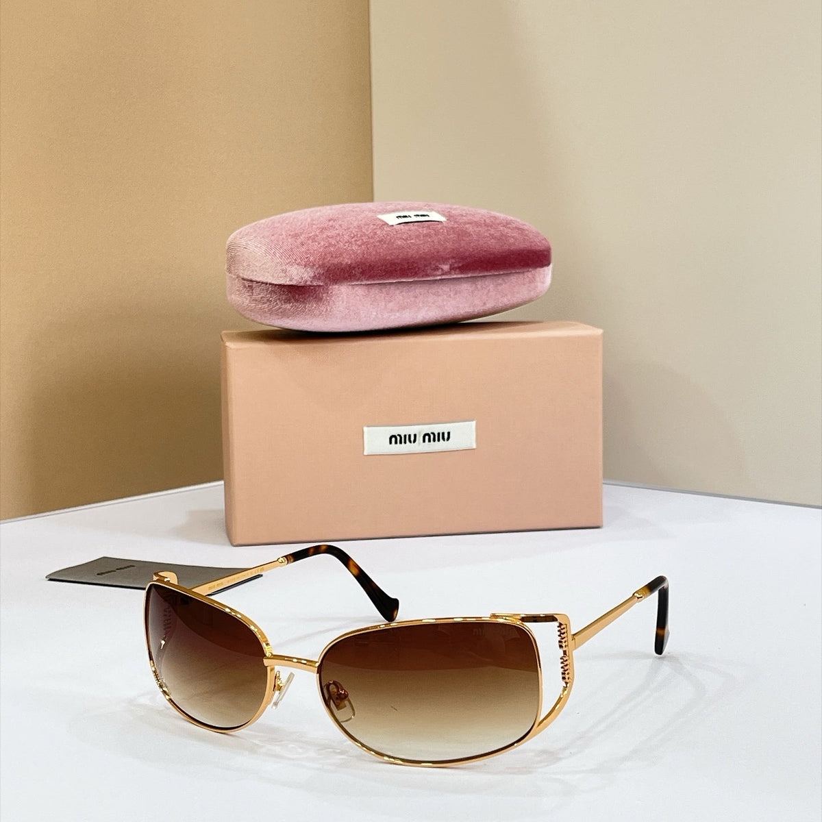 Miu Miu MU 148AV Sunglasses