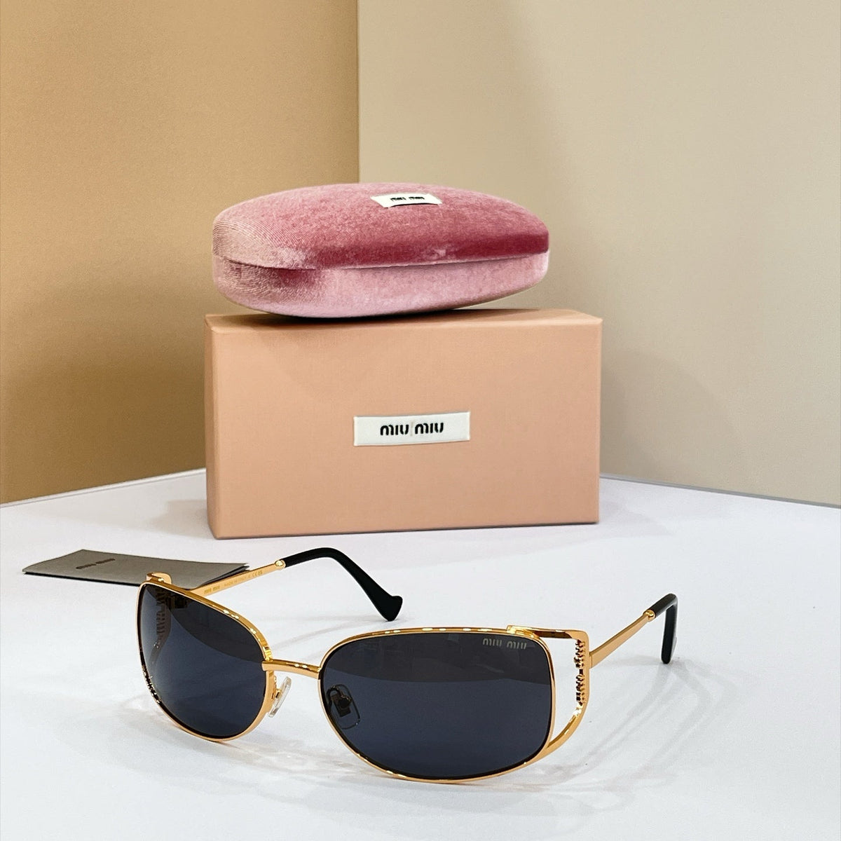 Miu Miu MU 148AV Sunglasses