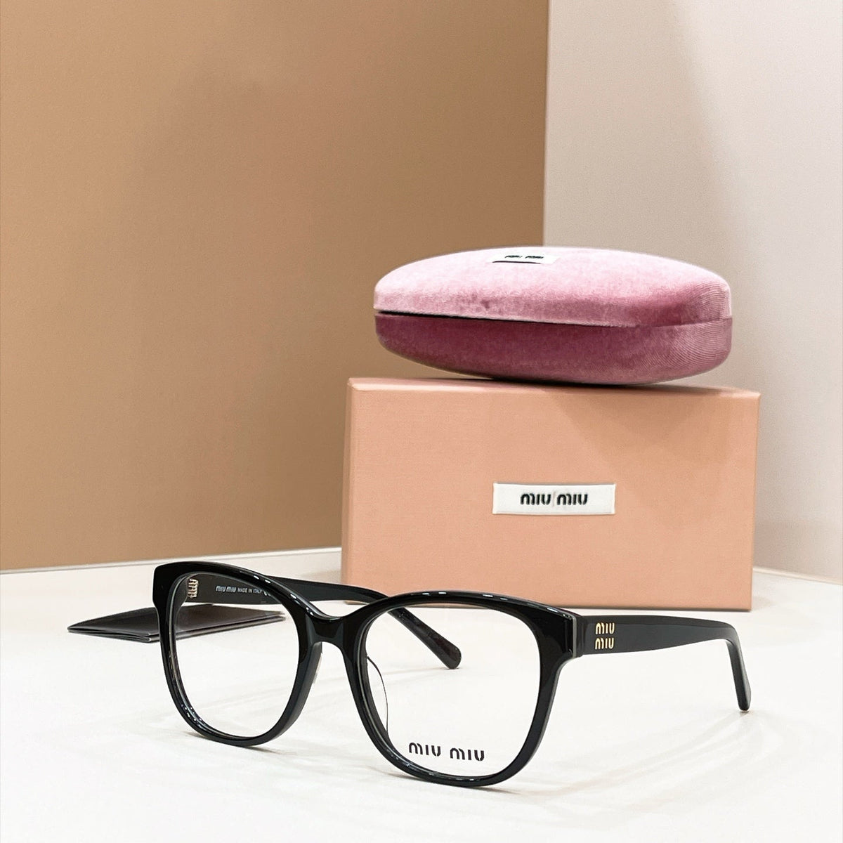 Miu Miu MU 51X Sunglasses