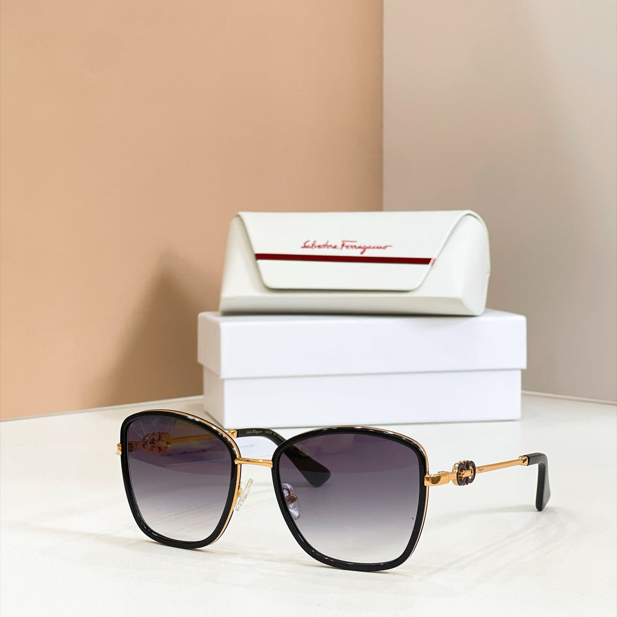 Salvatore Ferragamo SF1470L Sunglasses