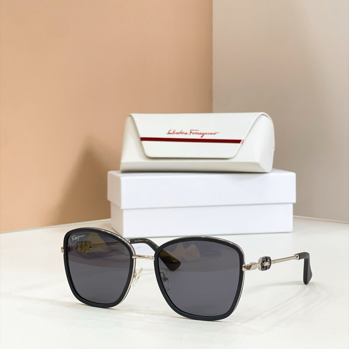 Salvatore Ferragamo SF1470L Sunglasses