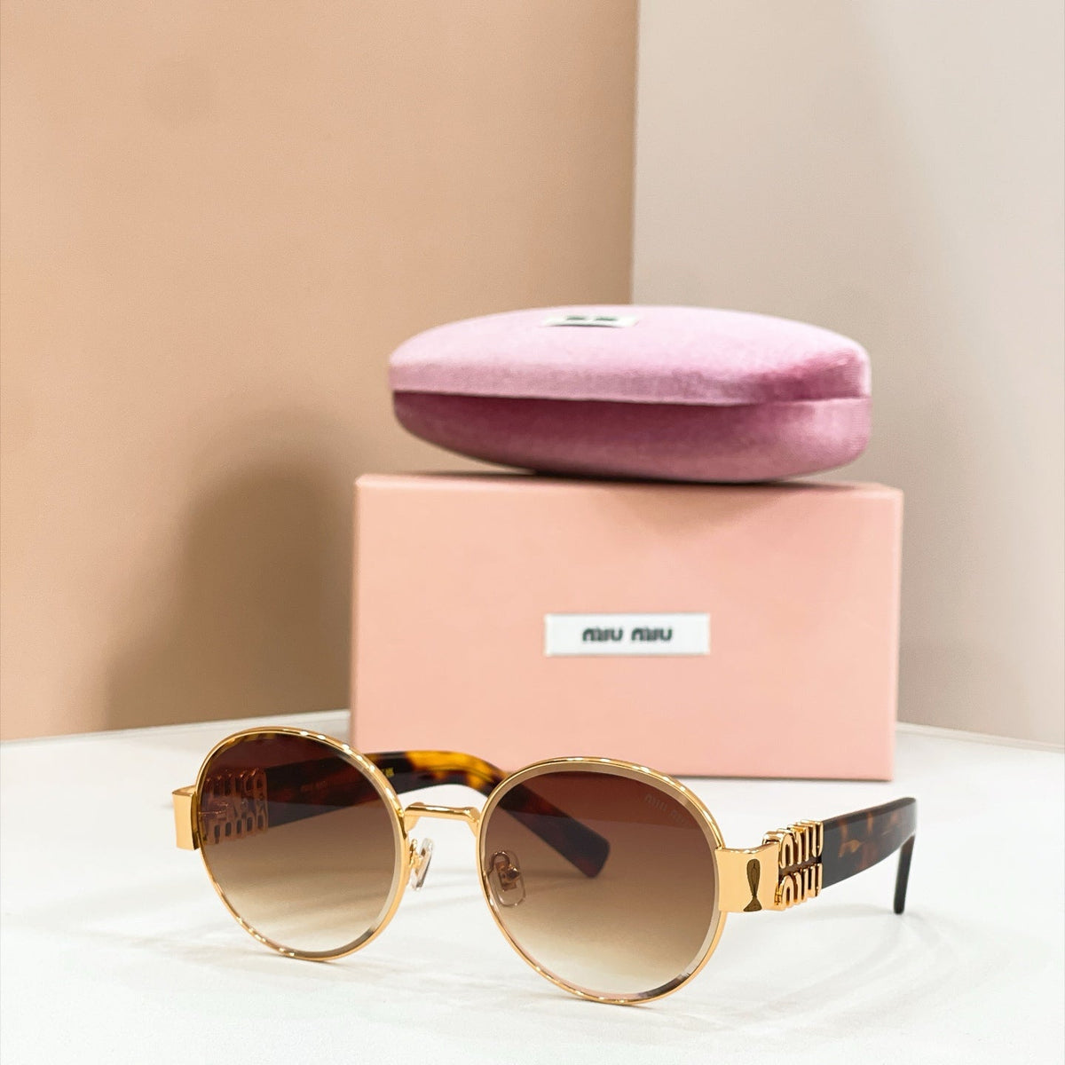 Miu Miu MU 116AV Sunglasses