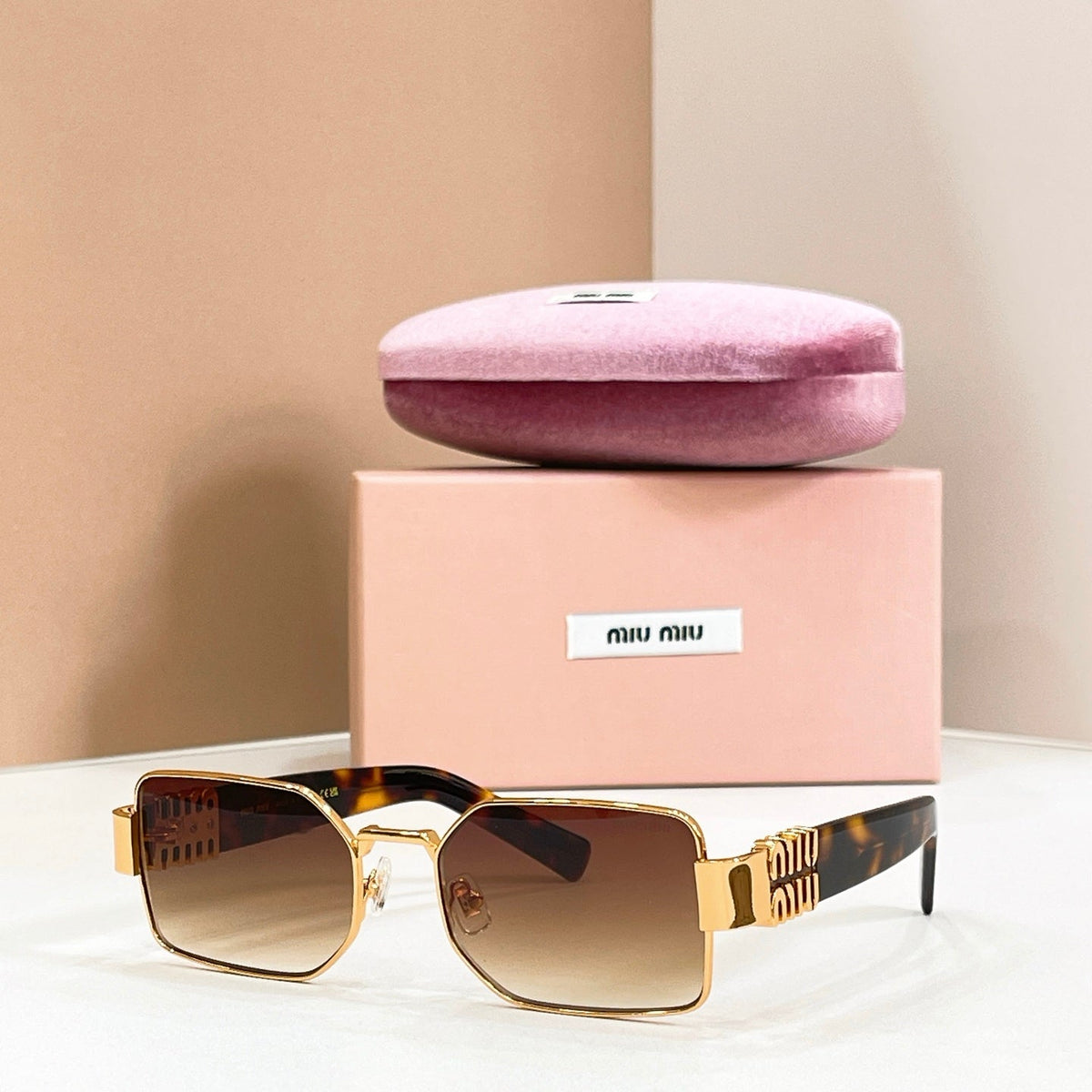 Miu Miu MU 115AV Sunglasses